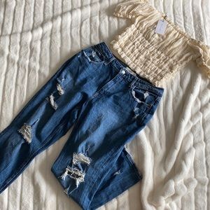 Abercrombie & Fitch curve love high rise mom jean
